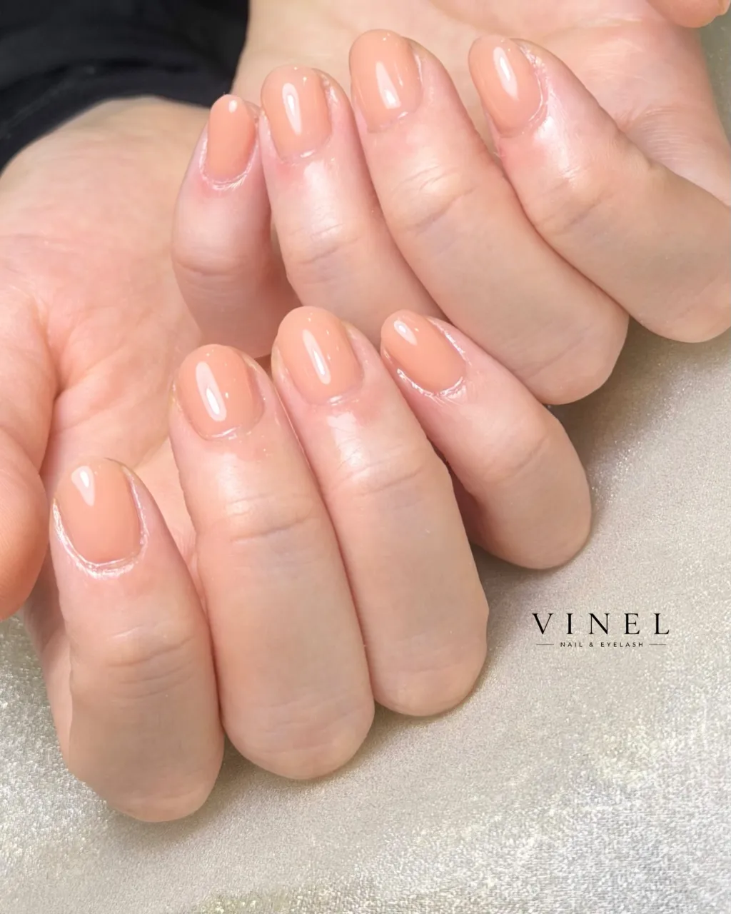 Nude beige nails 🤍